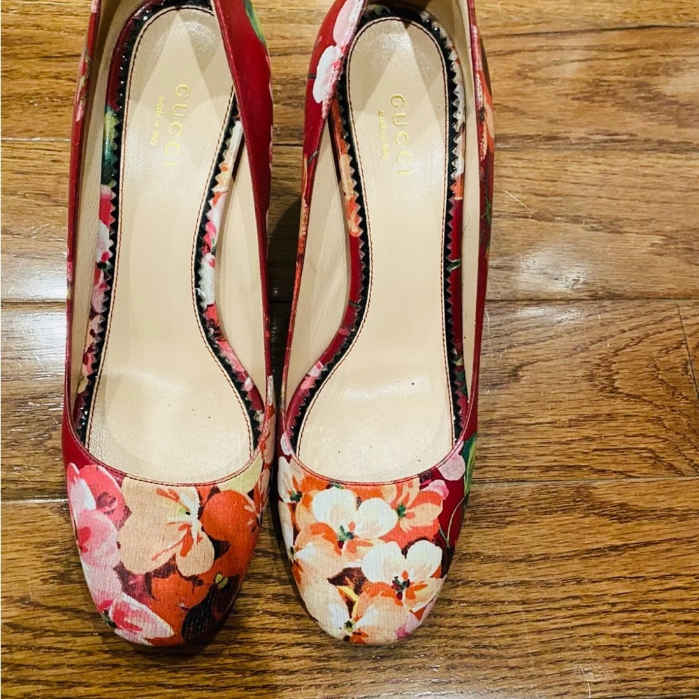 Gucci Women's Floral Red Heels